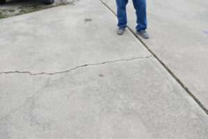 repair driveway concrete